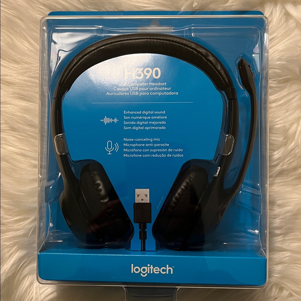 Logitech H390 USB Headset - Black Unopened box